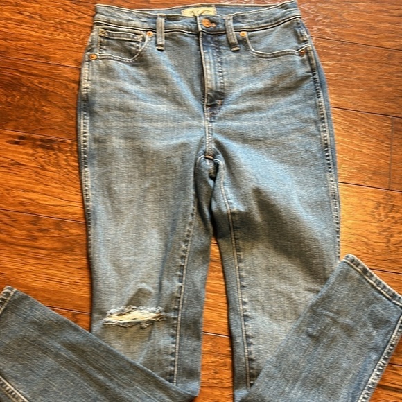 Madewell 10" High-Rise Skinny Crop Jeans in Sheffield Wash - Picture 6 of 8
